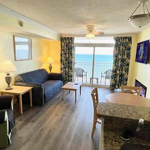 Deluxe One-Bedroom Apartment Ocean View